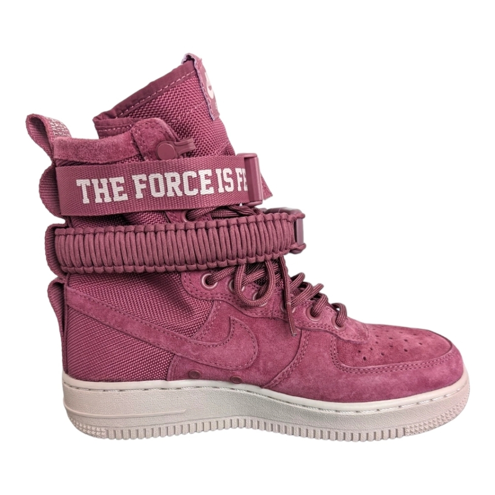 Nike Air Force 1 - The Force is Female Sz 7 - Picture 15 of 16